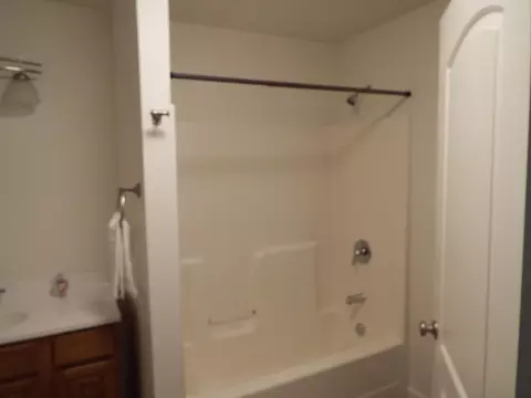 7028 Autumn Way, Redding, CA 96002 photo 3