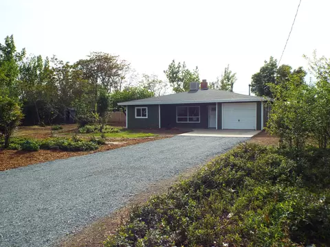 7028 Autumn Way, Redding, CA 96002 photo 16