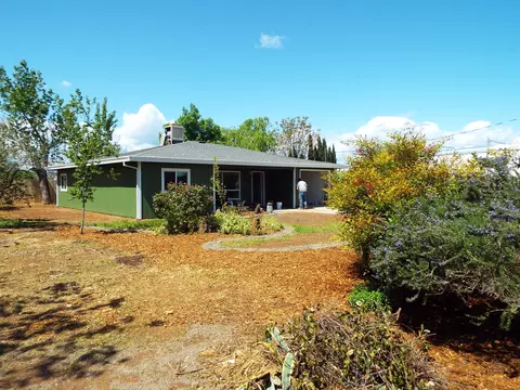 7028 Autumn Way, Redding, CA 96002 photo 1