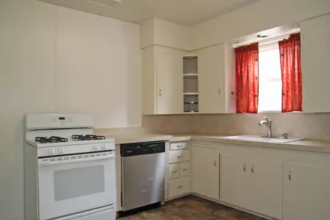 1238 Walnut Ave, Redding, CA 96001 photo 5