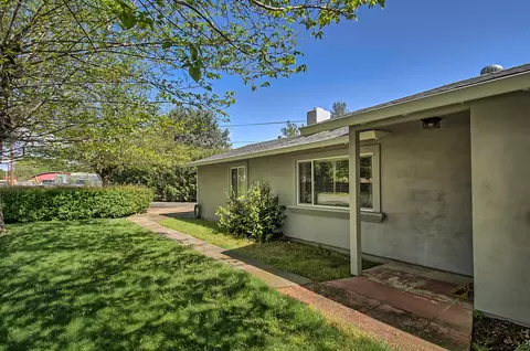 4367 E Bonnyview Rd, Redding, CA 96001 photo 5