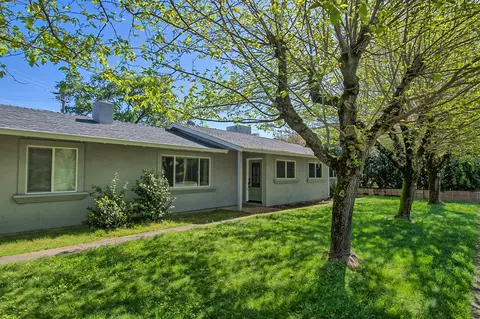 4367 E Bonnyview Rd, Redding, CA 96001 photo 2