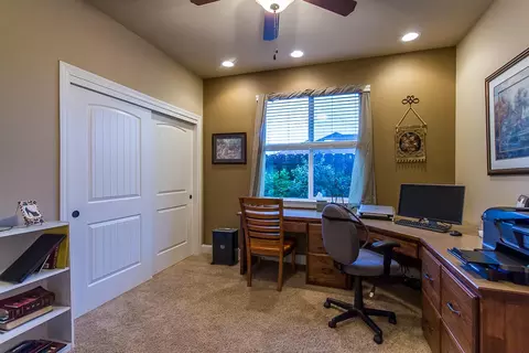 3292 Laver St, Redding, CA 96002 photo 22