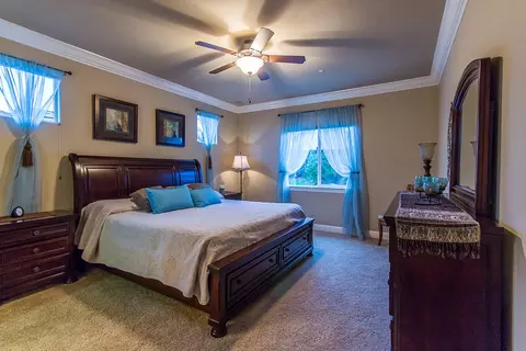 3292 Laver St, Redding, CA 96002 photo 15