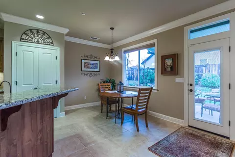 3292 Laver St, Redding, CA 96002 photo 13