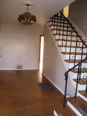 1232 South St, Redding, CA 96001 photo 2
