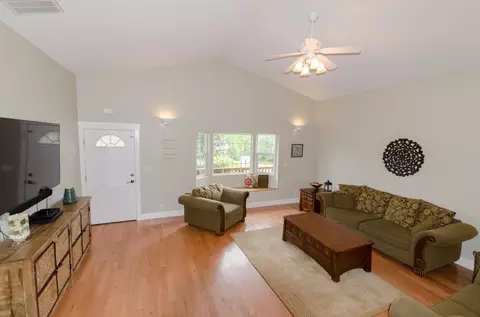 1974 Kinvarra Way, Redding, CA 96001 photo 5