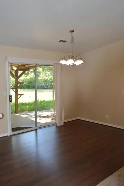 9947 Harley Leighton Rd, Redding, CA 96003 photo 5