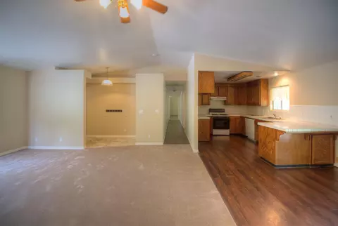 9947 Harley Leighton Rd, Redding, CA 96003 photo 2