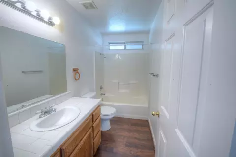 9947 Harley Leighton Rd, Redding, CA 96003 photo 11