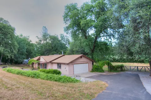 9947 Harley Leighton Rd, Redding, CA 96003 photo 1