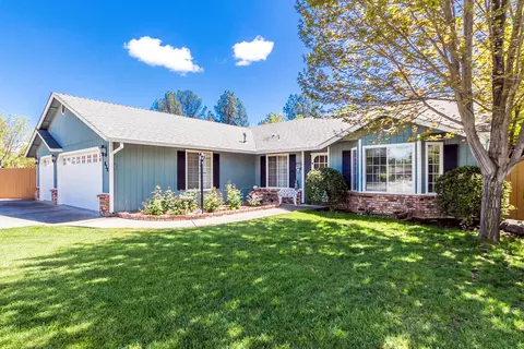 878 Fountain Cir, Redding, CA 96003 photo 31
