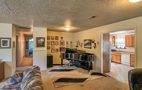 6900 Weeks Rd, Redding, CA 96002 photo 5