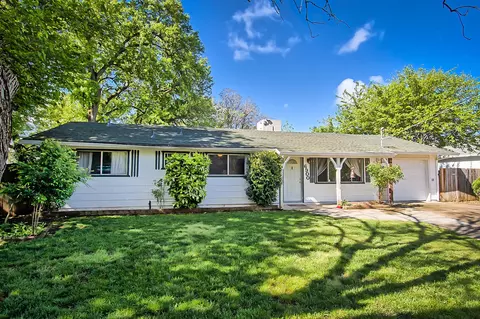 6900 Weeks Rd, Redding, CA 96002 photo 2