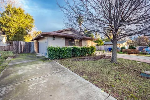 1817 Cameo Ct, Redding, CA 96002 photo 24