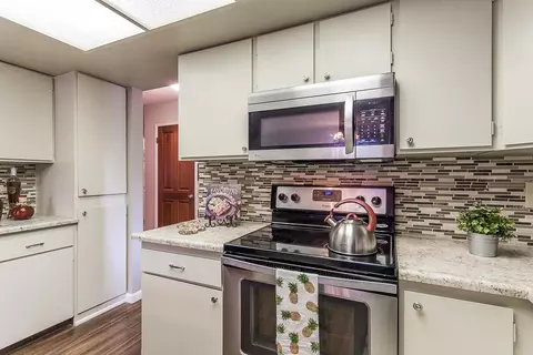 1817 Cameo Ct, Redding, CA 96002 photo 10