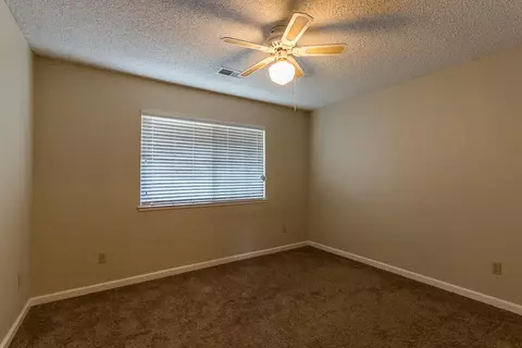 1817 Cameo Ct, Redding, CA 96002 photo 18