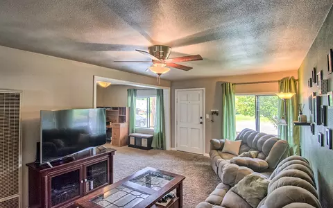 1580 School St, Anderson, CA 96007 photo 2