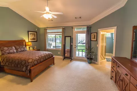 4640 Yellowstone Dr, Redding, CA 96002 photo 6