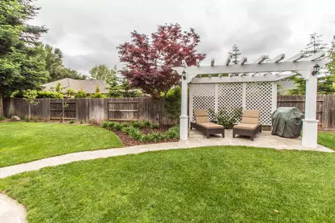 4640 Yellowstone Dr, Redding, CA 96002 photo 14