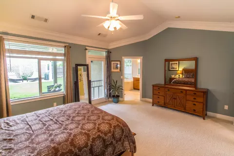 4640 Yellowstone Dr, Redding, CA 96002 photo 7