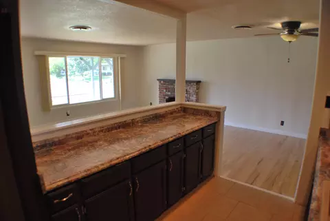 2767 Regal Ave, Redding, CA 96002 photo 6