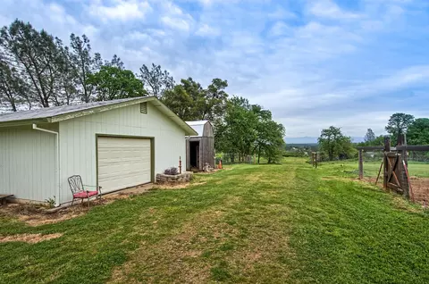21650 Kathy Ln, Redding, CA 96003 photo 7