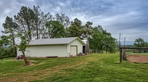 21650 Kathy Ln, Redding, CA 96003 photo 6