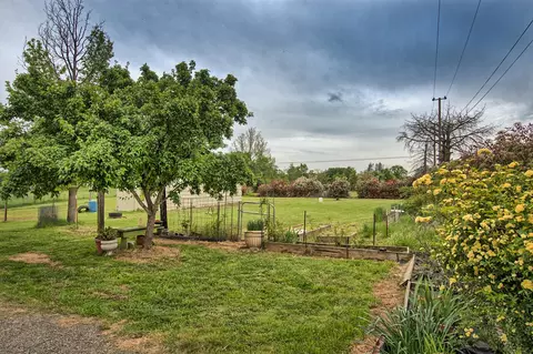 21650 Kathy Ln, Redding, CA 96003 photo 20