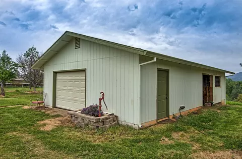 21650 Kathy Ln, Redding, CA 96003 photo 17