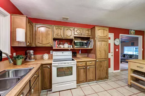 6700 Reflection St, Redding, CA 96001 photo 8