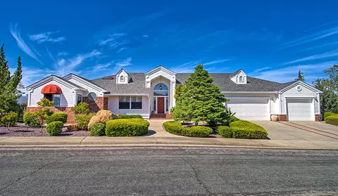 3559 Stone Ridge Pl, Redding, CA 96001 photo 1