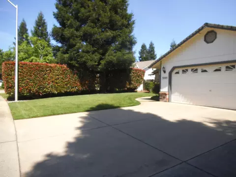 3293 Leonard St, Redding, CA 96002 photo 5