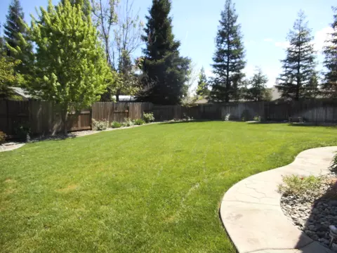 3293 Leonard St, Redding, CA 96002 photo 24