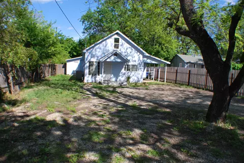 2091 East St, Redding, CA 96001 photo 2