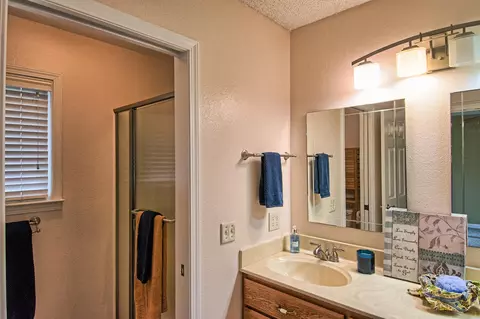 4149 Villa Dr, Redding, CA 96001 photo 13