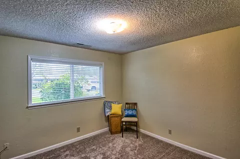 4149 Villa Dr, Redding, CA 96001 photo 15