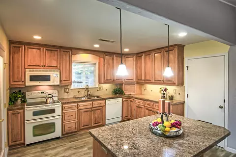 4149 Villa Dr, Redding, CA 96001 photo 6