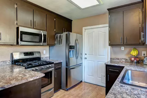 11313 Menlo Way, Redding, CA 96003 photo 8