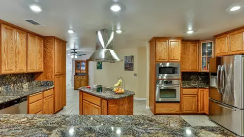 20545 Chipeta Way, Redding, CA 96003 photo 8