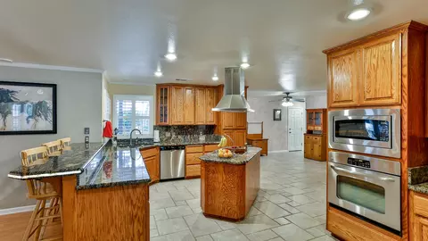 20545 Chipeta Way, Redding, CA 96003 photo 5