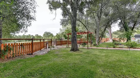 20545 Chipeta Way, Redding, CA 96003 photo 28