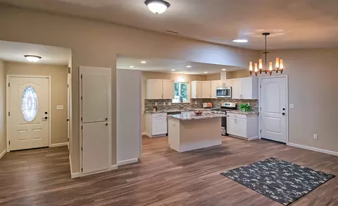 3012 Ryan Ln, Redding, CA 96003 photo 14