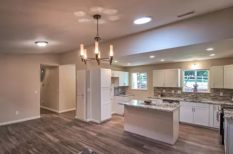 3012 Ryan Ln, Redding, CA 96003 photo 12