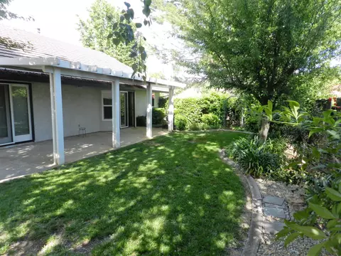 2169 Sophy Pl, Redding, CA 96003 photo 6