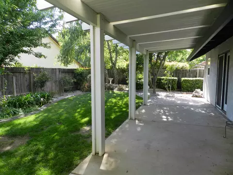 2169 Sophy Pl, Redding, CA 96003 photo 5