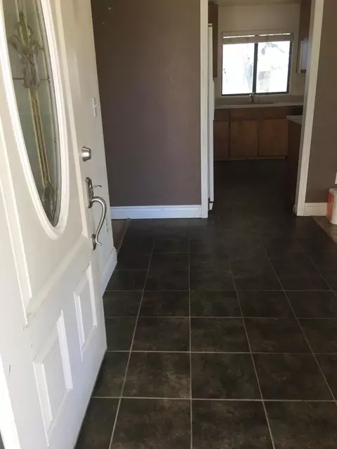 1467 Calexico Dr, Redding, CA 96003 photo 2