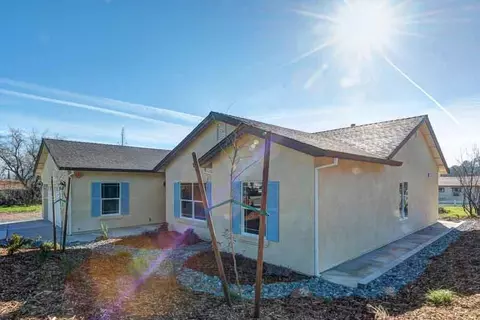 1857 Henry Ave, Redding, CA 96001 photo 2