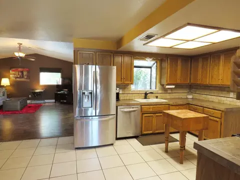 1899 Kildare Dr, Redding, CA 96001 photo 7