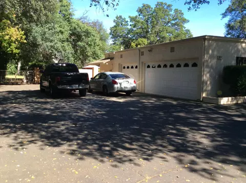 4935 Saratoga Dr, Redding, CA 96002 photo 8